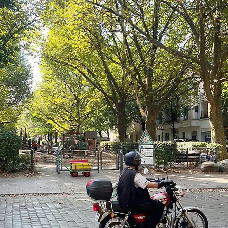 Spacious 3br At Schillerkiez - Groups & Families * Берлин