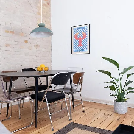 Spacious 3br At Schillerkiez - Groups & Families Берлин