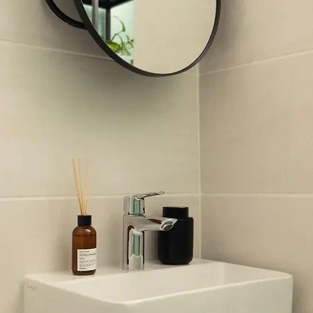 Spacious 3br At Schillerkiez - Groups & Families *