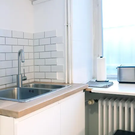 Spacious 3br At Schillerkiez - Groups & Families *