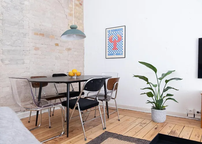 Spacious 3br At Schillerkiez - Groups & Families Berlin