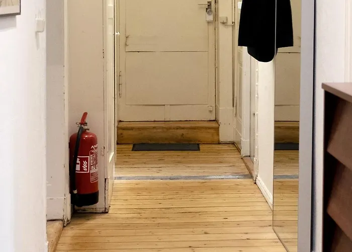 Spacious 3br At Schillerkiez - Groups & Families Berlín