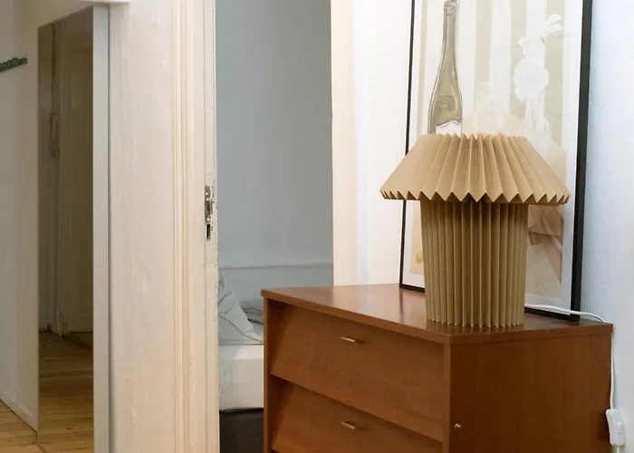 Spacious 3br At Schillerkiez - Groups & Families *