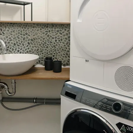 Apartment Cosy In Schillerkiez