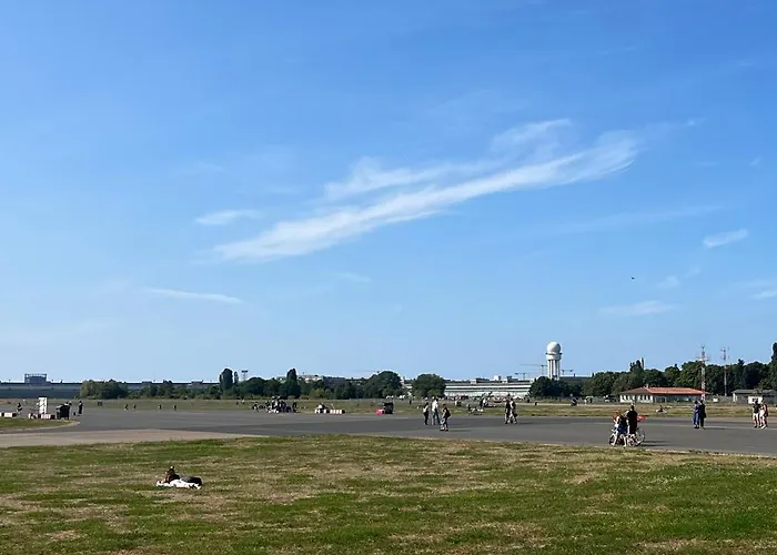 Cosy In Schillerkiez Berlin